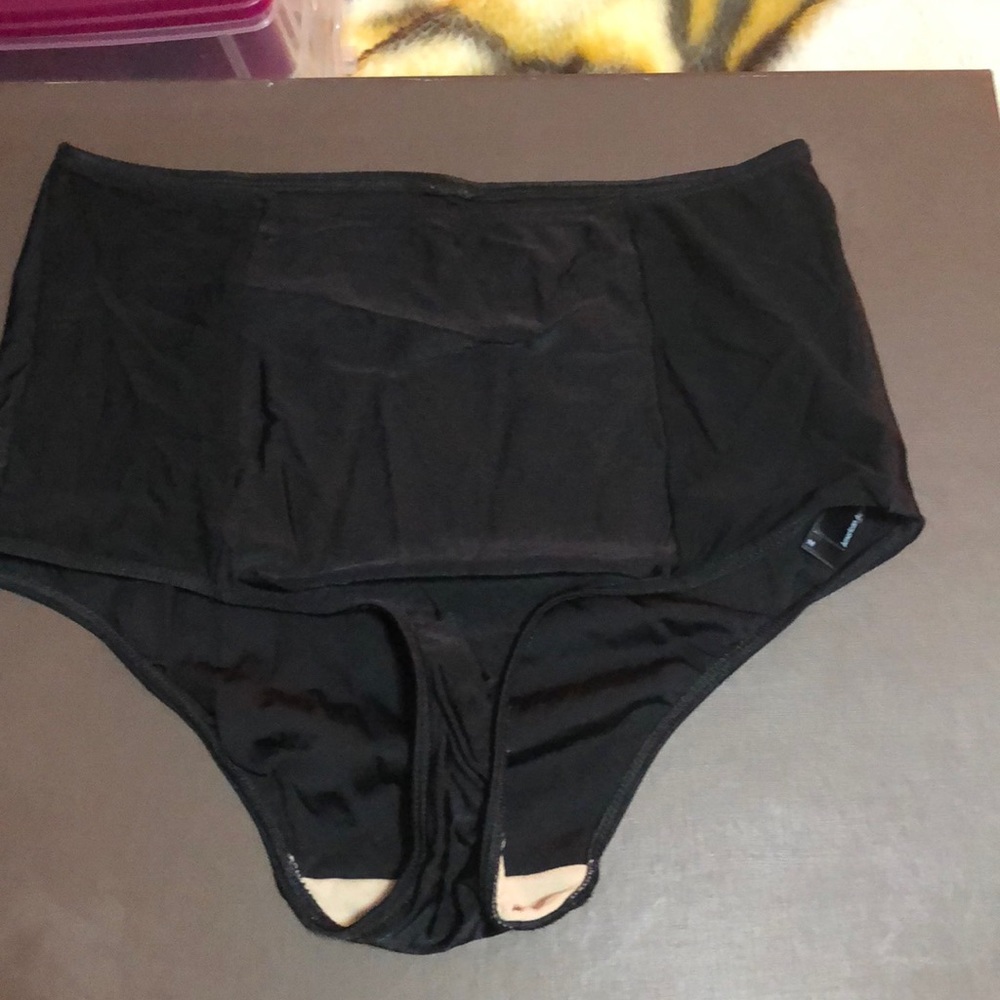 High waisted bikini bottoms